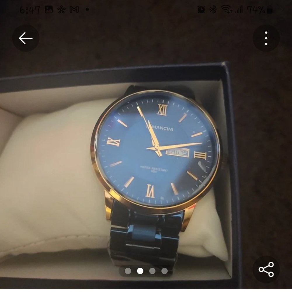 Watch - Picture 2 of 3